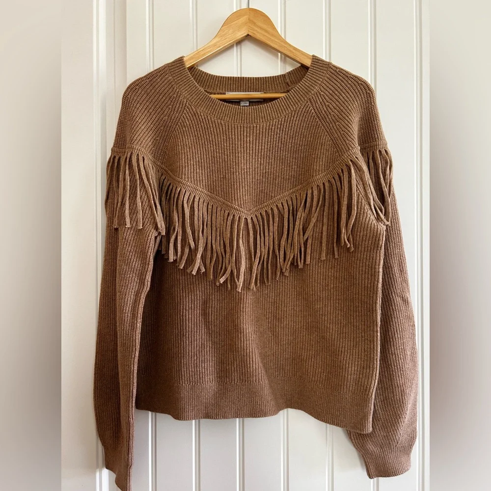 Super soft Carmel Fringe Sweater NWT - Picture 3 of 10